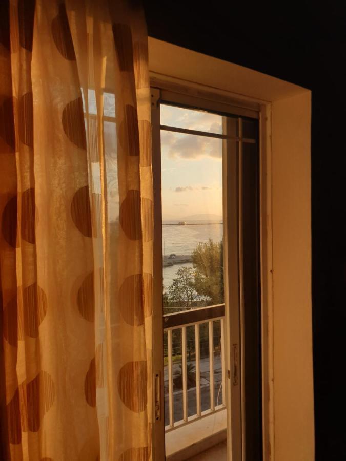 شقة Rafína  في The Anchor - Next To The Port, Airport & Athens المظهر الخارجي الصورة