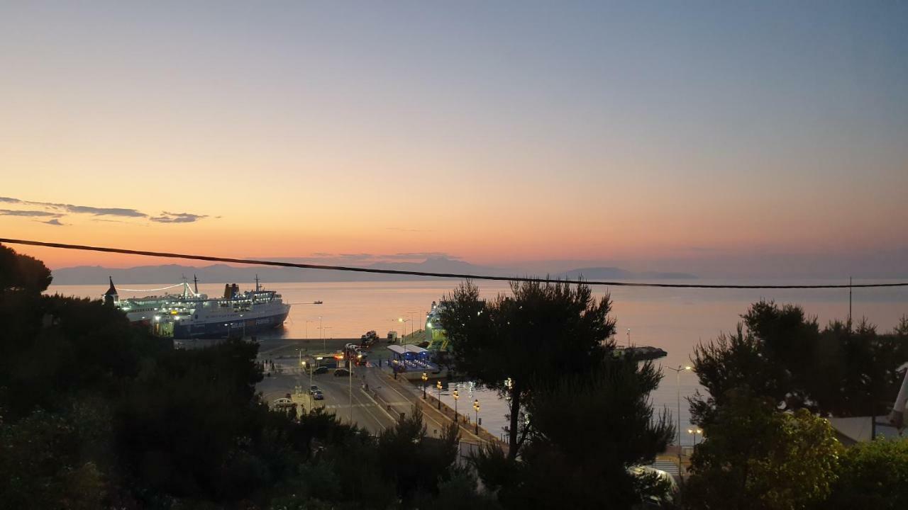 شقة Rafína  في The Anchor - Next To The Port, Airport & Athens المظهر الخارجي الصورة